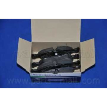 Колодки тормозные дисковые передний для DAEWOO NEXIA(KLETN) <b>PARTS-MALL PKC-005</b>-1