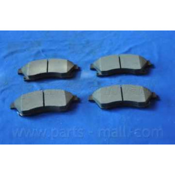Колодки тормозные дисковые PARTS-MALL PKC-023-2