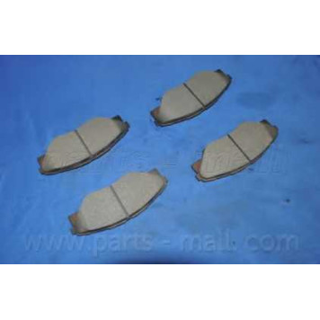 Колодки тормозные дисковые передний для TOYOTA HIACE(KDH2#,TRH2#), HILUX(KUN1#,TGN3#) <b>PARTS-MALL PKF-025</b>-2