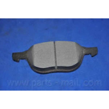 Колодки тормозные дисковые задний/передний для FORD C-MAX(DM2), FOCUS(DA#) / MAZDA 3(BK), 5(CR19) / VOLVO S40(MS), V50(MW) <b>PARTS-MALL PKH-E06</b>-2