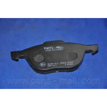 Колодки тормозные дисковые задний/передний для FORD C-MAX(DM2), FOCUS(DA#) / MAZDA 3(BK), 5(CR19) / VOLVO S40(MS), V50(MW) <b>PARTS-MALL PKH-E06</b>-3