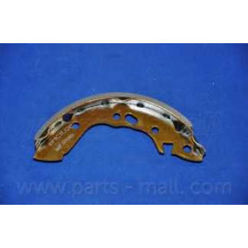 Комплект тормозных колодок задний для HYUNDAI ACCENT(LC) <b>PARTS-MALL PLA-001</b>-2