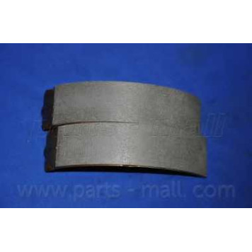 Комплект тормозных колодок задний для HYUNDAI GRACE / SSANGYONG ACTYON SPORTS(QJ), ISTANA, KORANDO(KJ), KYRON, MUSSO(FJ), REXTON(GAB#) <b>PARTS-MALL PLA-006</b>-3