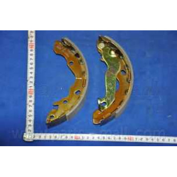 Комплект тормозных колодок задний для HYUNDAI ACCENT(LC) <b>PARTS-MALL PLA-011</b>-3
