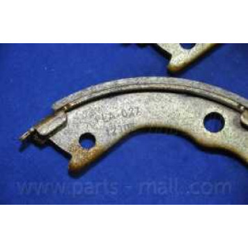 Комплект тормозных колодок задний <b>PARTS-MALL PLA-027</b>-3