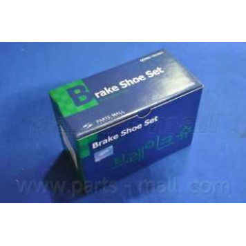 Комплект тормозных колодок задний для HYUNDAI MATRIX(FC), SONATA(NF) / KIA MAGENTIS(MG) <b>PARTS-MALL PLA-028</b>