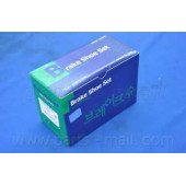 Комплект тормозных колодок задний для HYUNDAI GETZ(TB), SONATA(EF), XG(XG) / KIA MAGENTIS(GD) <b>PARTS-MALL PLA-039</b>