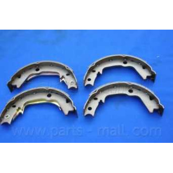 Комплект тормозных колодок задний для HYUNDAI GETZ(TB), SONATA(EF), XG(XG) / KIA MAGENTIS(GD) <b>PARTS-MALL PLA-039</b>-2