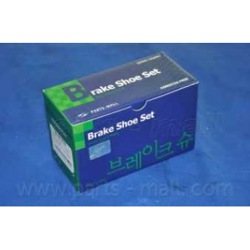 Комплект тормозных колодок задний для PEUGEOT 206(2A/C) <b>PARTS-MALL PLX-001L</b>