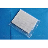 Фильтр салонный PARTS-MALL PMA-C22