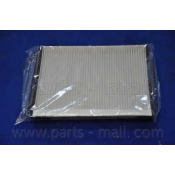 Фильтр салонный PARTS-MALL PMA-P20-1