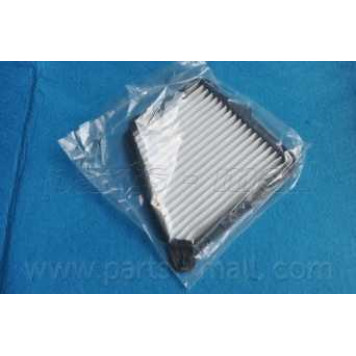 Фильтр салонный PARTS-MALL PMB-C13