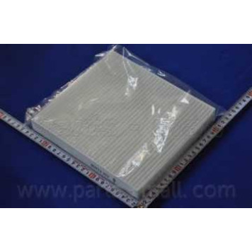 Фильтр салонный PARTS-MALL PMW-015-1