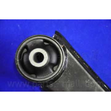 Рычаг независимой подвески колеса PARTS-MALL PXCAA-002LR-3