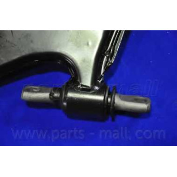 Рычаг независимой подвески колеса PARTS-MALL PXCAA-002LR-4