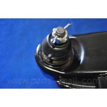 Рычаг независимой подвески колеса PARTS-MALL PXCAA-018LR-6