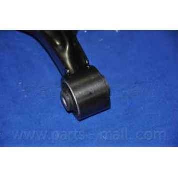 Рычаг независимой подвески колеса PARTS-MALL PXCAA-024UL-5