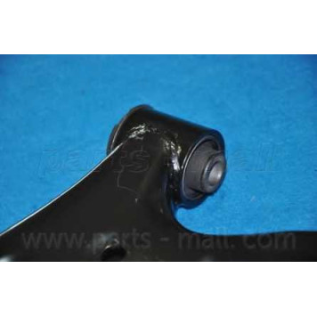 Рычаг независимой подвески колеса PARTS-MALL PXCAA-033LL-3