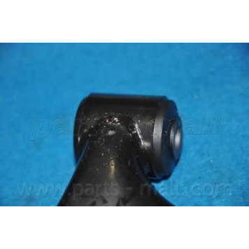 Рычаг независимой подвески колеса PARTS-MALL PXCAA-035LL-4