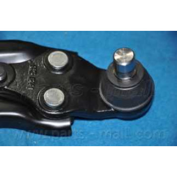 Рычаг независимой подвески колеса PARTS-MALL PXCAA-036LR-4