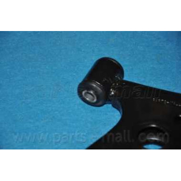 Рычаг независимой подвески колеса PARTS-MALL PXCAB-019LR-2