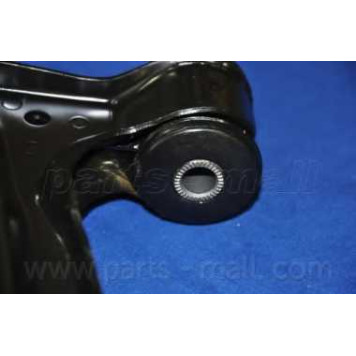 Рычаг независимой подвески колеса PARTS-MALL PXCAC-002LR-5