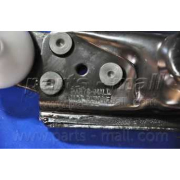 Рычаг независимой подвески колеса PARTS-MALL PXCAC-003LR-5