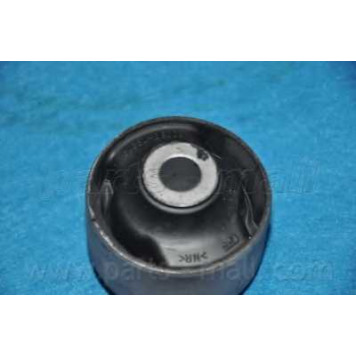 Втулка рычага колесной подвески PARTS-MALL PXCBA-040B-3