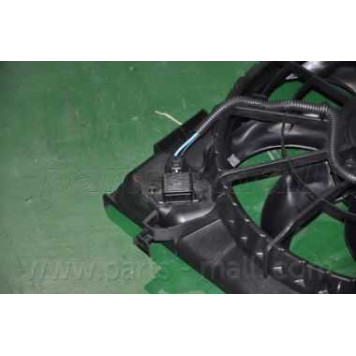 Вентилятор охлаждения двигателя PARTS-MALL PXNAA-037-1