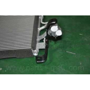 Конденсатор кондиционера PARTS-MALL PXNCA-117-5