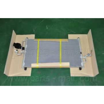 Конденсатор кондиционера PARTS-MALL PXNCC-001-1
