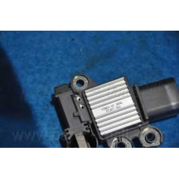 Регулятор генератора PARTS-MALL PXPBA-033-2
