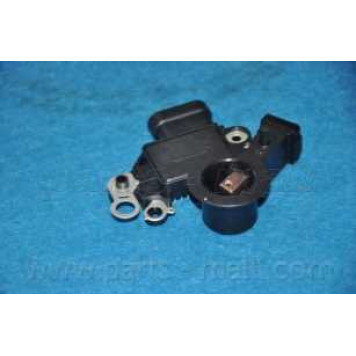 Регулятор генератора PARTS-MALL PXPBC-011-1