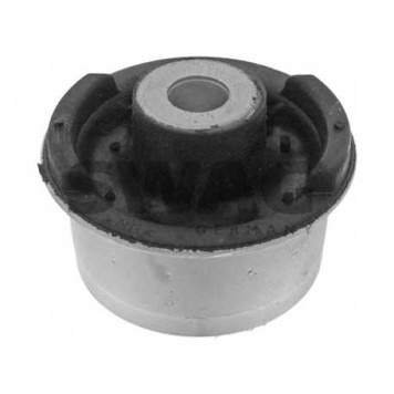 SWAG 10918073 - сайлентблок переднего рычага, передний