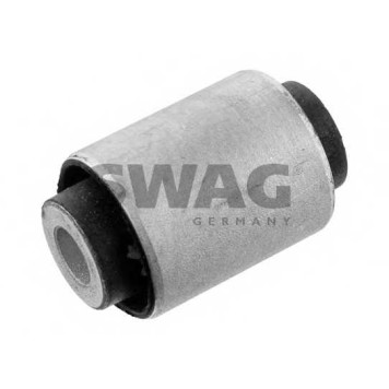Подвеска стойки вала SWAG 20 79 0032