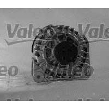 Генератор 120А для MITSUBISHI CARISMA, SPACE STAR / NISSAN INTERSTAR, PRIMASTAR / OPEL MOVANO, VIVARO / RENAULT AVANTIME, ESPACE, LAGUNA, MASTER, TRAFIC, VEL SATIS / VOLVO S40, V40 <b>VALEO 439292 / SG12B017</b>-1