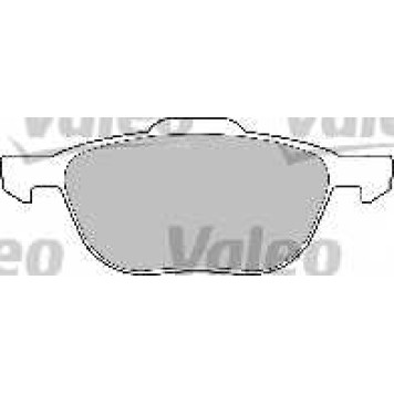 Колодки тормозные дисковые передний для FORD C-MAX, ECOSPORT, FOCUS, KUGA, TOURNEO CONNECT, TRANSIT CONNECT / MAZDA 3, 5, PREMACY / VOLVO C30, C70, S40, V40, V50 <b>VALEO 598649</b>