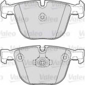Колодки тормозные дисковые задний для BMW 1(E82), 3(E90,E92,E93), 5(E60,E61), 6(E63,E64), 7(E65,E66,E67), X5(E70,F15,F85), X6(E71,E72,F16,F86) <b>VALEO 598820</b>