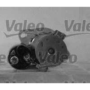 Стартер 1,1кВт для AUDI A1, A3, Q3, TT / SKODA FABIA, OCTAVIA, RAPID, ROOMSTER, SUPERB, YETI / VW BEETLE, CC, EOS, GOLF, JETTA, NEW BEETLE, PASSAT, POLO, SCIROCCO, TIGUAN, TOURAN <b>VALEO 438174</b>