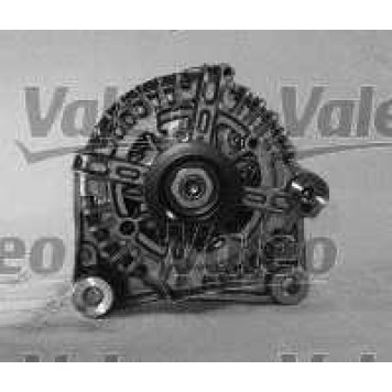 Генератор 150А для BMW 5(E60), 7(E66, E67,E65), X3(E83) <b>VALEO 439486</b>-1