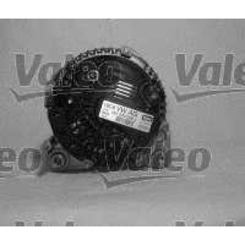 Генератор 180А для SKODA OCTAVIA, SUPERB, YETI / VW CADDY, CC, CRAFTER, MULTIVAN, PASSAT, TRANSPORTER <b>VALEO 439558</b>